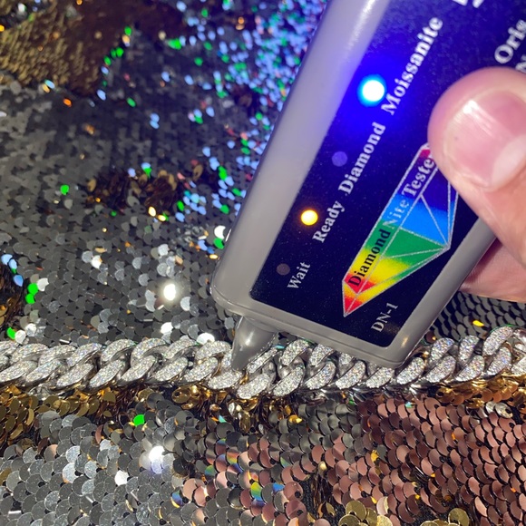 VVS GRA certified 5CT Moissanite Diamond Cuban Link Bracelet, PASS DIAMOND TEST! - Picture 3 of 4